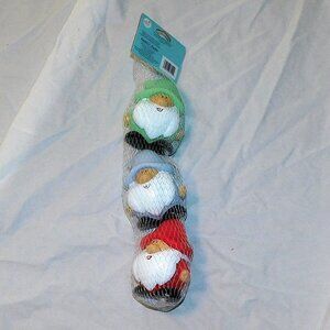 Gnome 3 Bath Toys Squirts Santa Christmas Garden Elf NEW